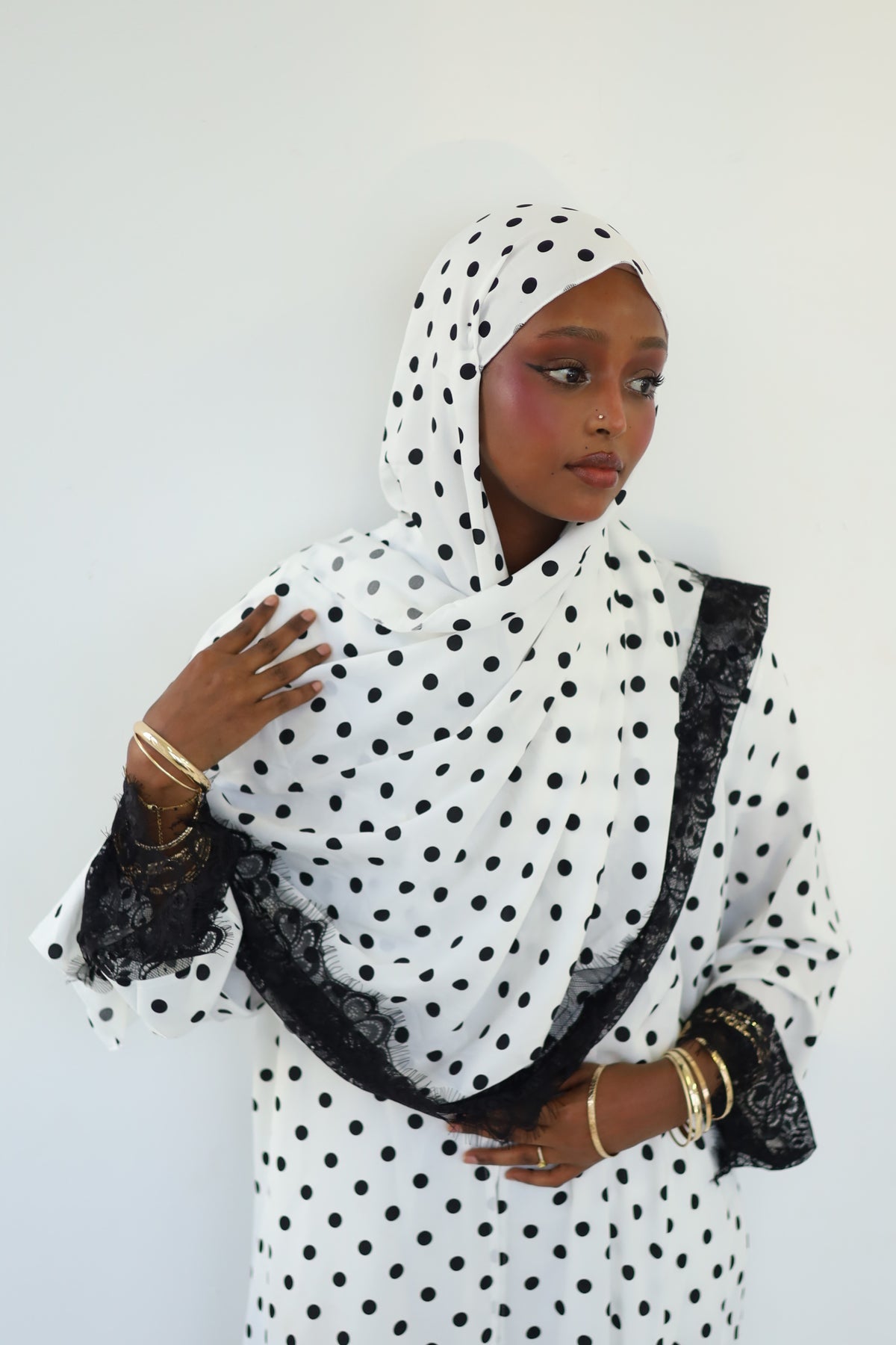 Polka-dot lace