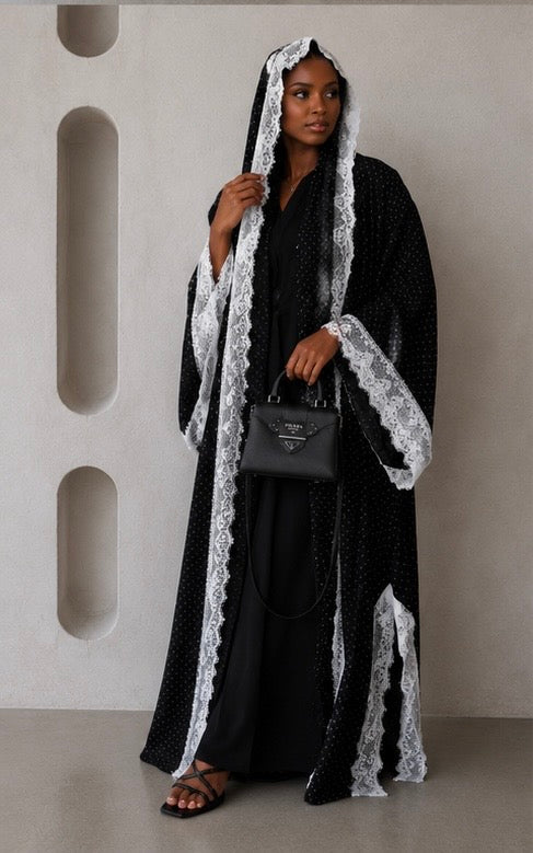 Polka dots abaya