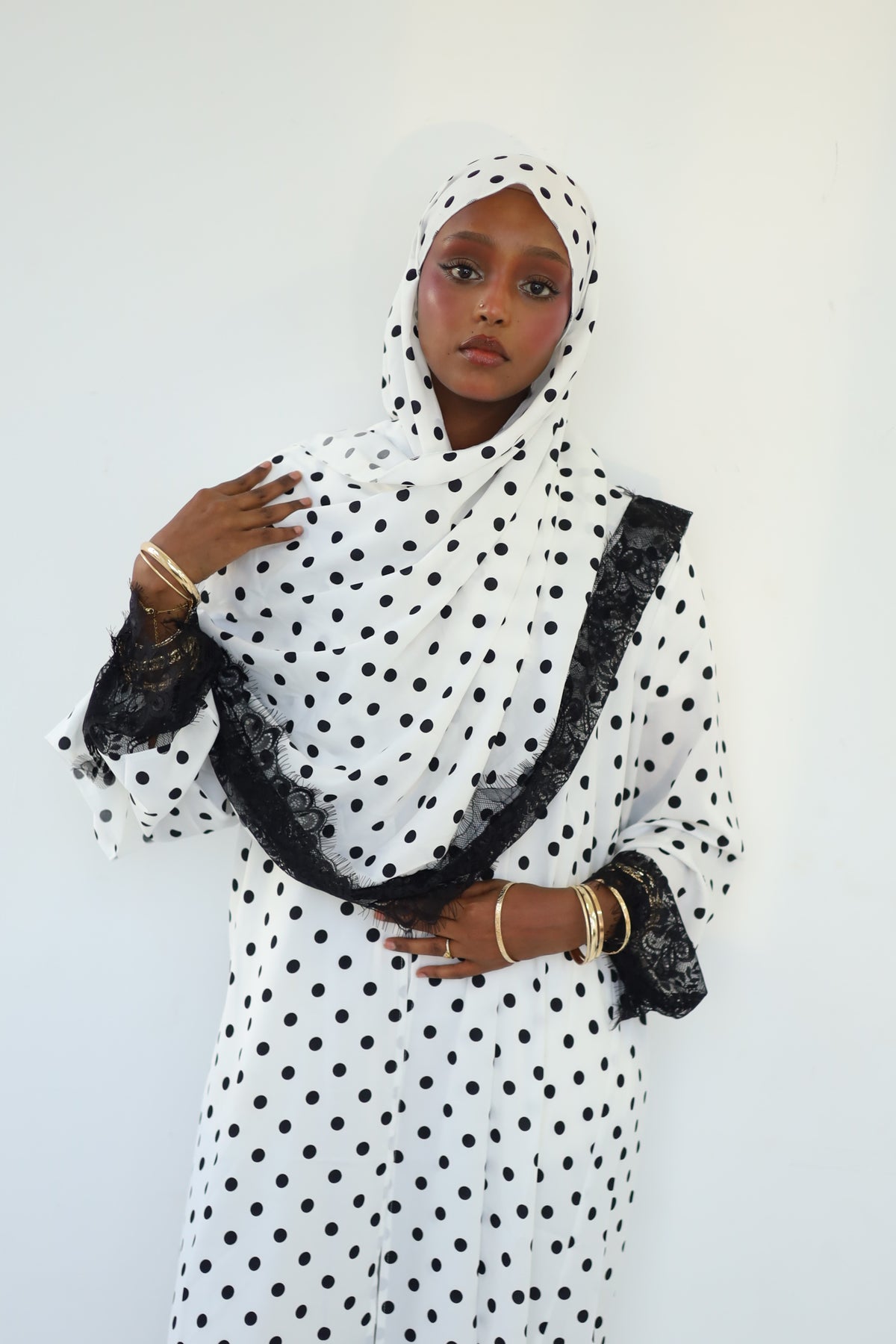Polka-dot lace