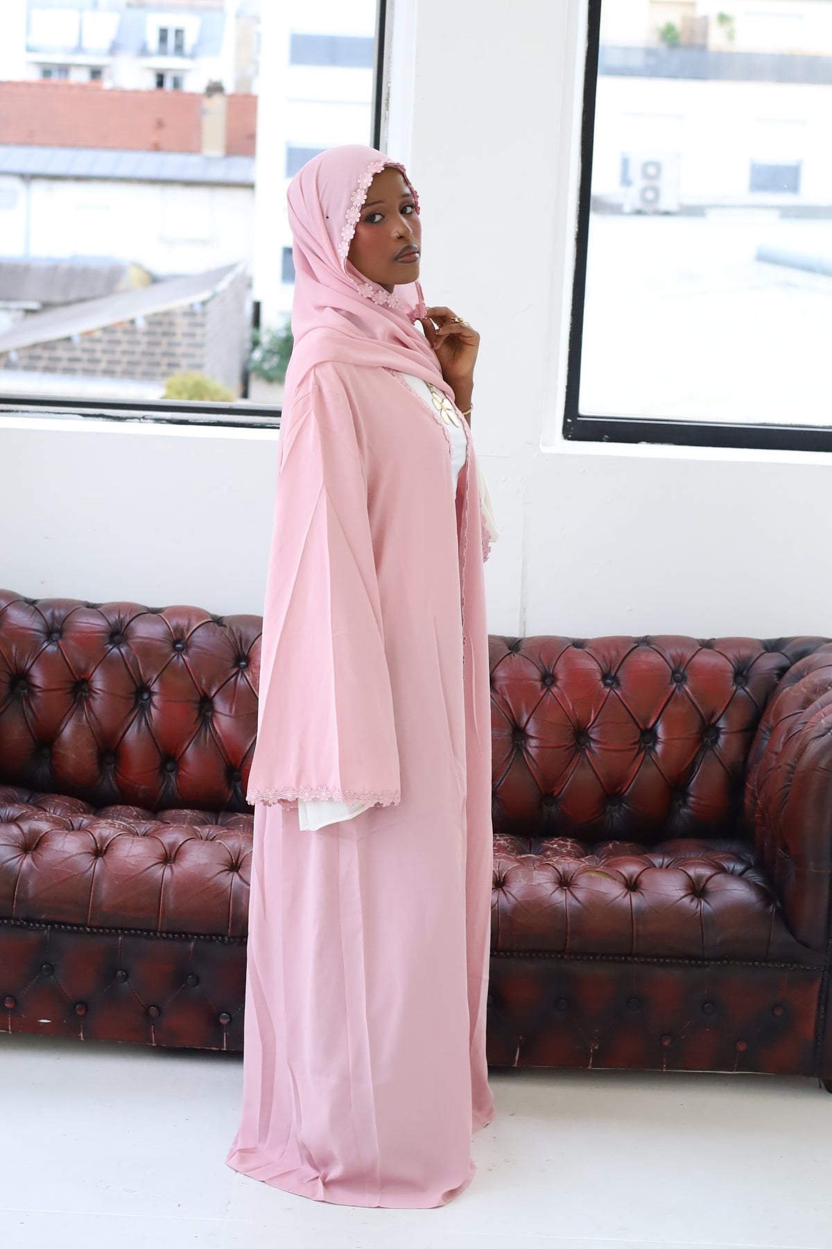Blush Bloom abaya
