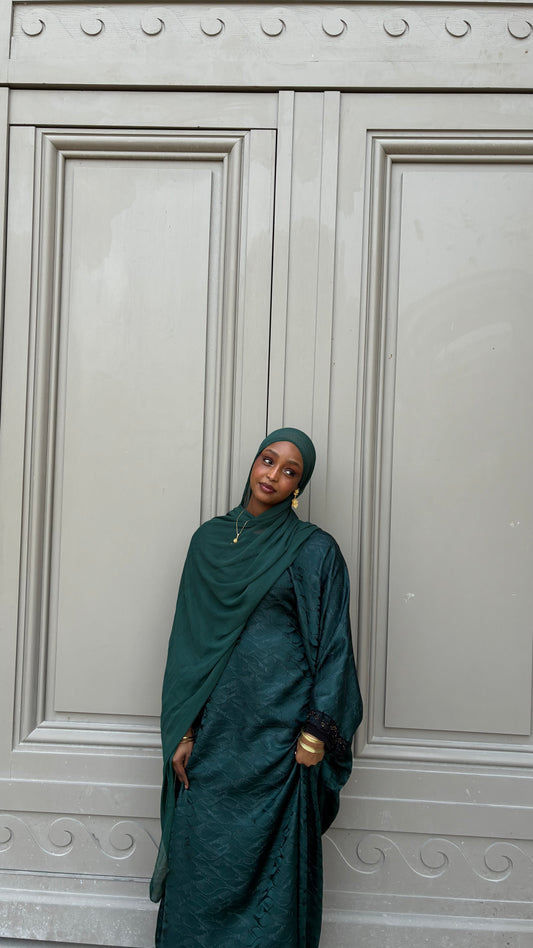 Emerald Lace-Cuff Abaya – emerald green satin jacquard abaya with black lace cuffs by Iqlimah Couture